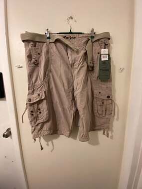 Twice Men's Utility Cargo Shorts Size 38 Beige with Belt